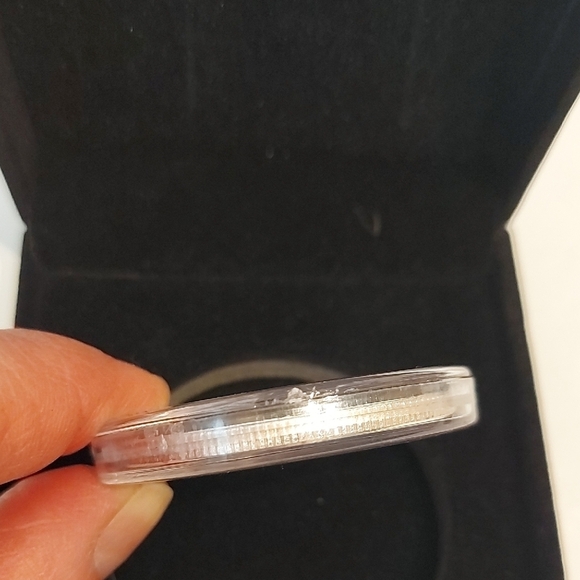 Gold Plated Crypto Coin in Black Display Case - Picture 4 of 6